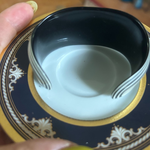 Vintage Black & White French Cuff Lucite Bracelet - Picture 3 of 5